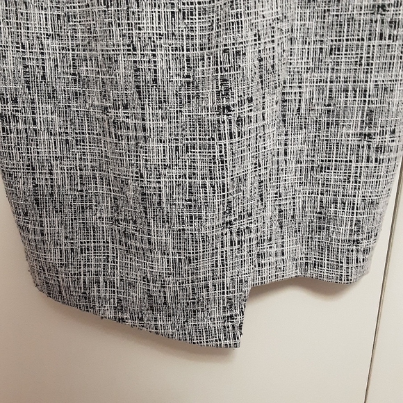 Express Sleeveless Above Knee Dress Womens Medium - Picture 8 of 16